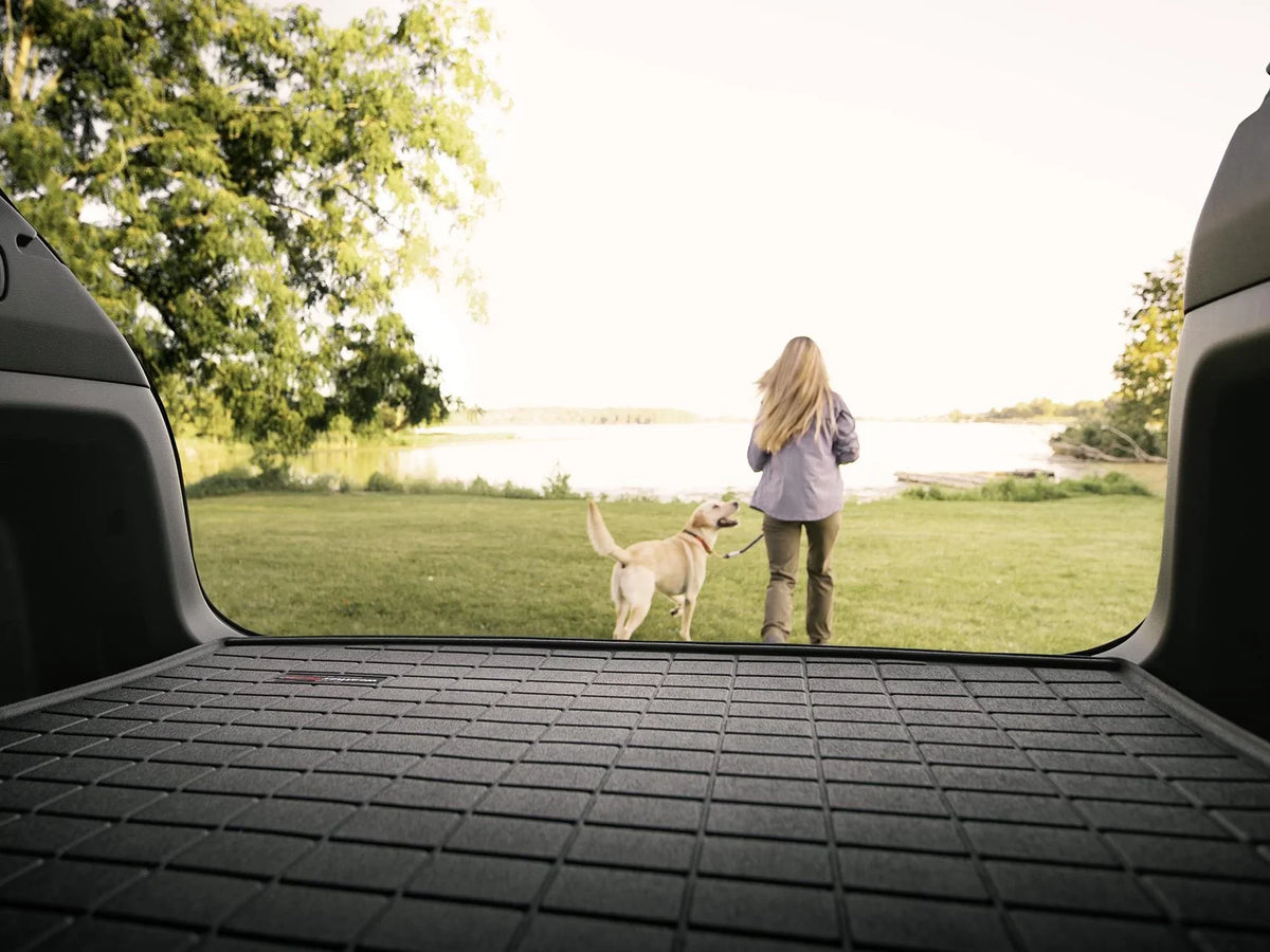 WeatherTech Cargo Trunk Liner compatible with 2015-2019 Subaru Outback - Behind 2nd Row Seating, Ebony
