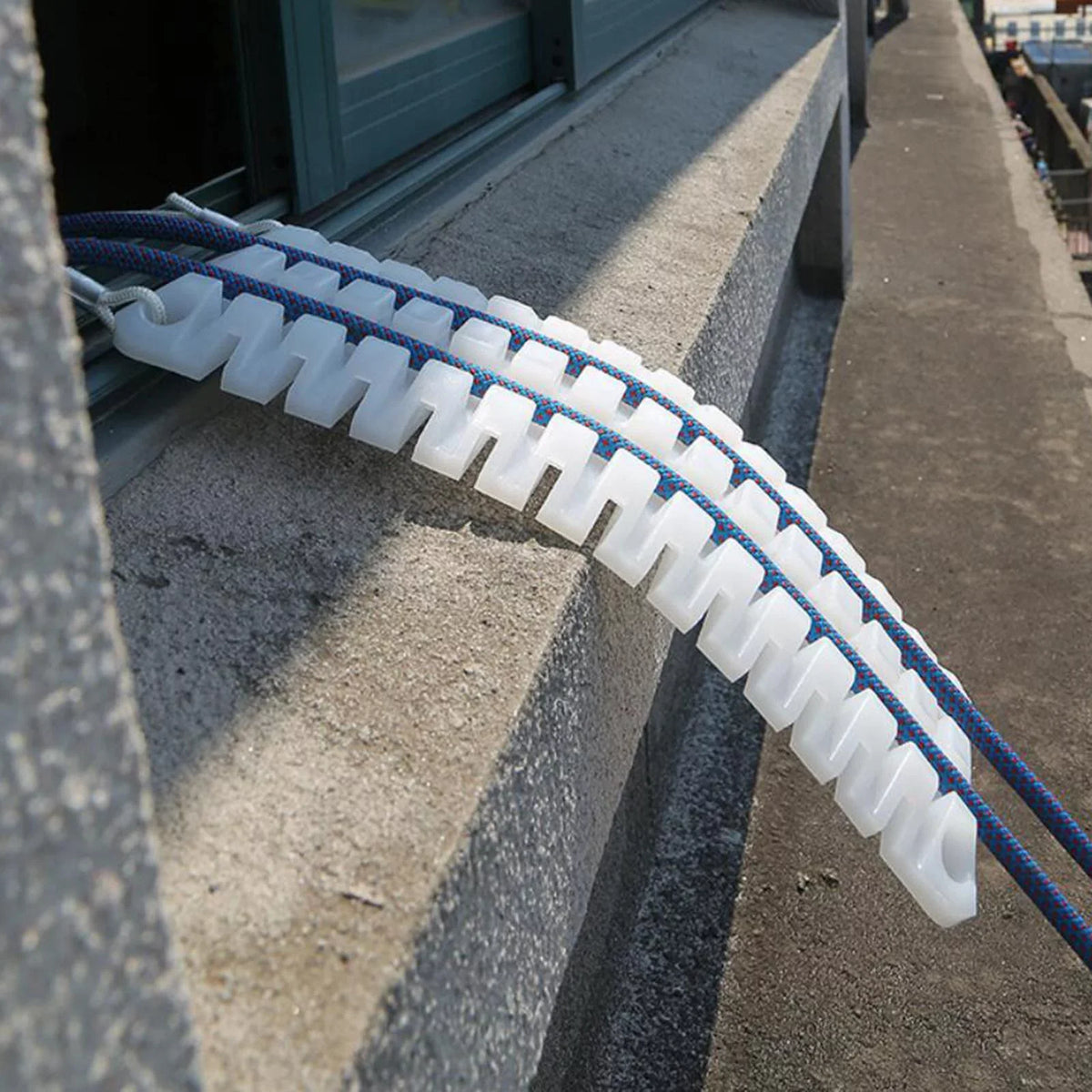 Thickened Rope Outdoor Rock Climbing Arborist Rope Board Rappelling Abseiling Friction Reduction Equipment