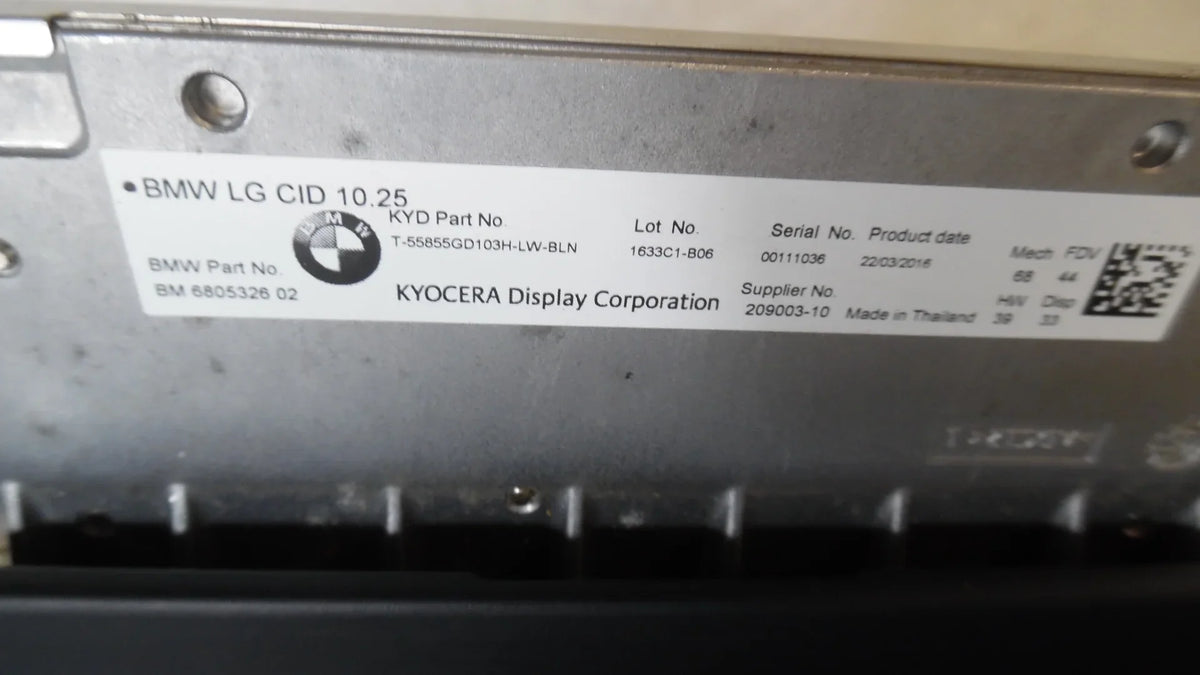 Pre-Owned 2016 2017 750 Information Display Screen 10.25 CID Dash Mounted OEM (Good)