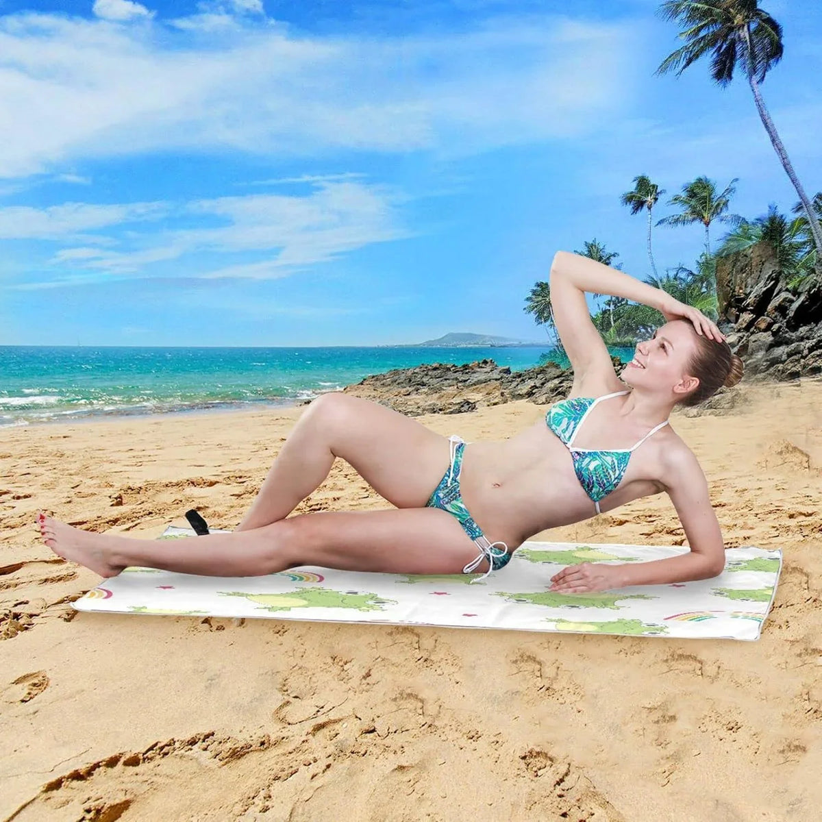 Bestwell Cartoon Frogs Beach Towel Oversized Towel Blanket, Thin Mass Microfiber Sand Free Quick Dry Towel, 31”X71” Multipurpose Pool Bath Yoga Swim Shower Towel