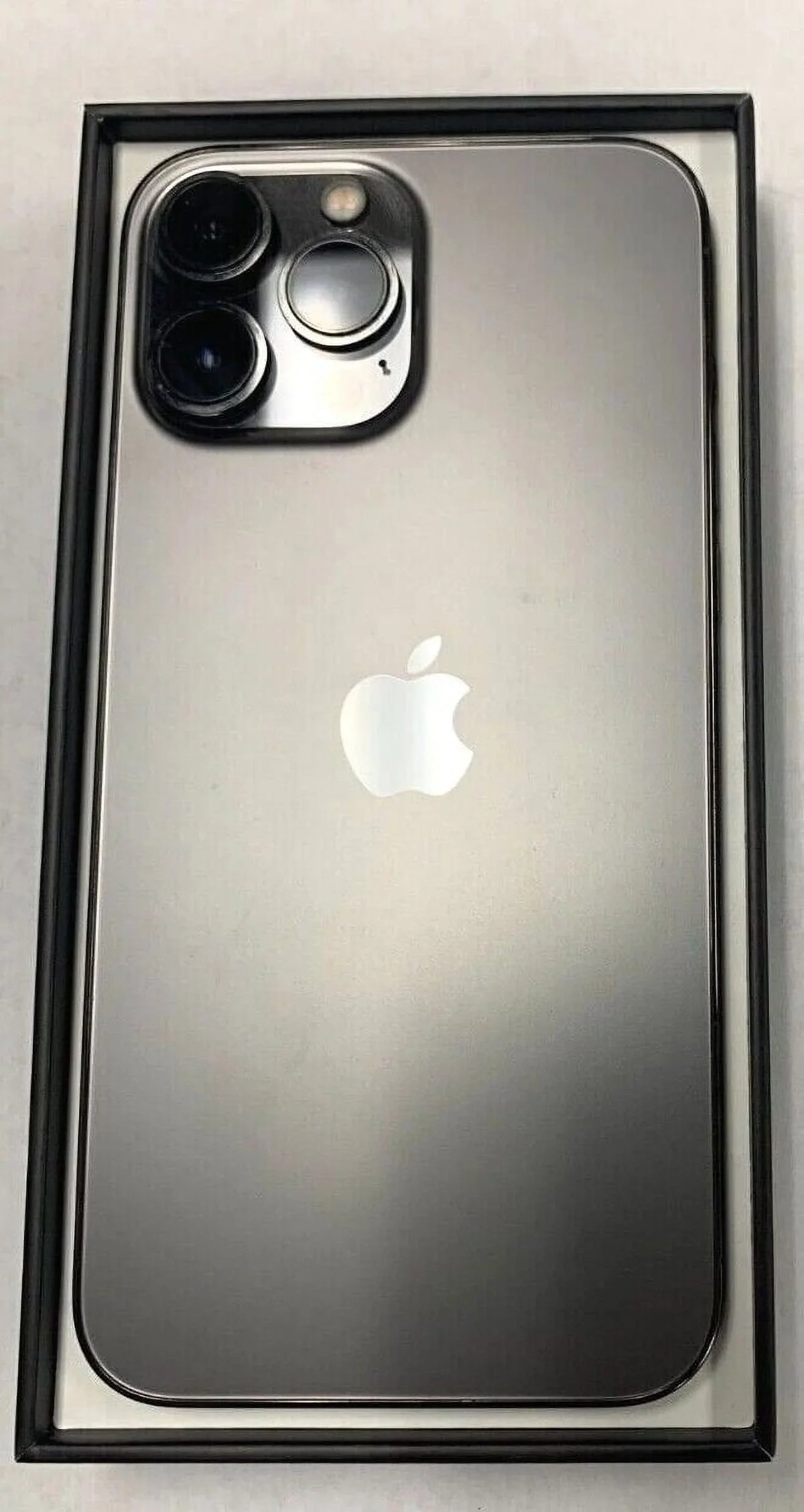 Restored iPhone 13 Pro Max 5G Graphite 128GB Verizon + GSM Unlocked T-Mobile (Refurbished)